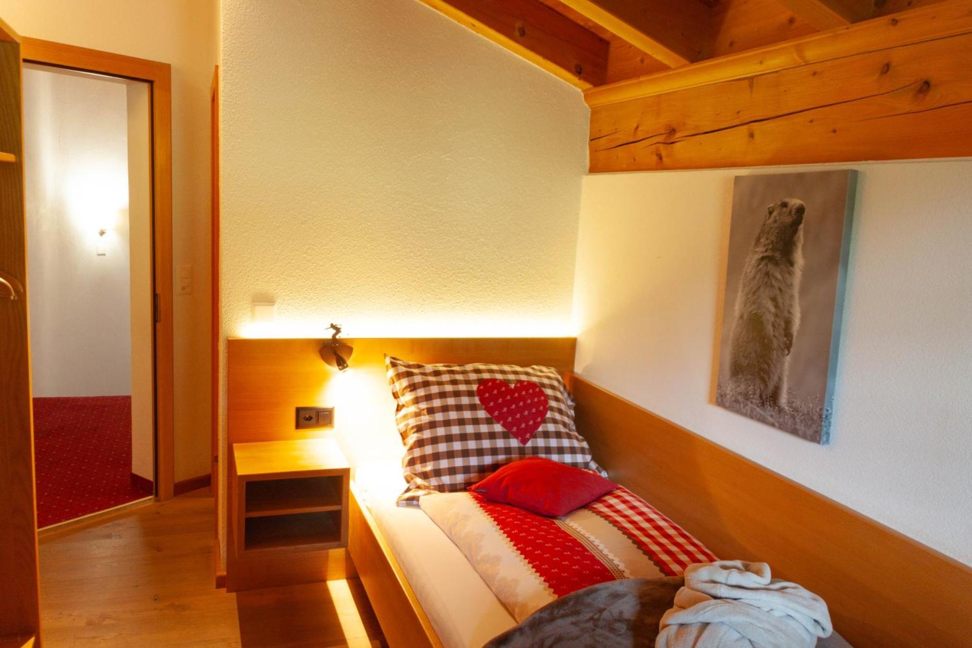 Hotel Madrisajoch Sankt Antönien Екстериор снимка