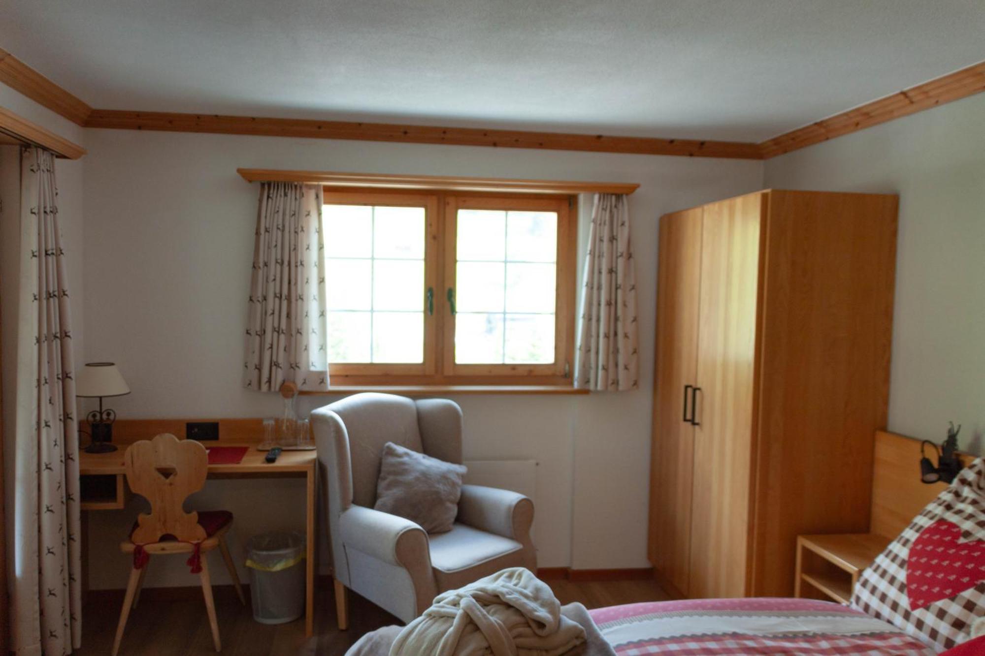 Hotel Madrisajoch Sankt Antönien Екстериор снимка