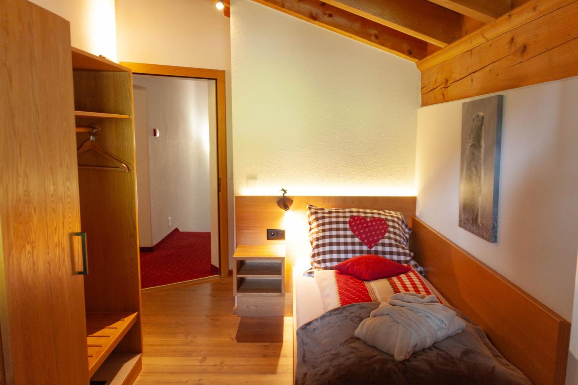 Hotel Madrisajoch Sankt Antönien Екстериор снимка