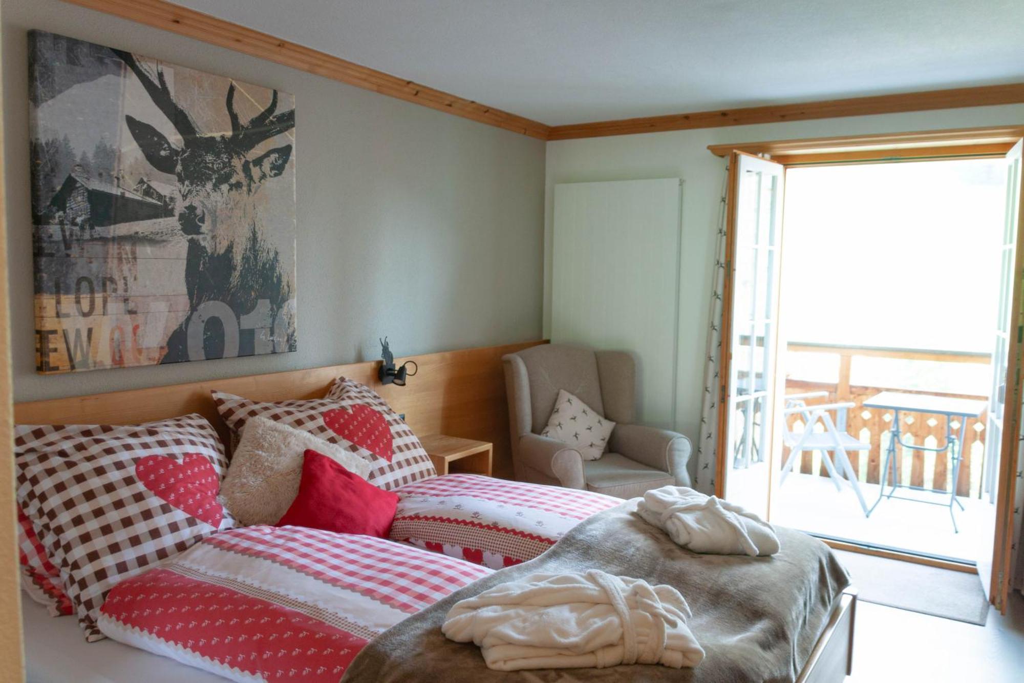 Hotel Madrisajoch Sankt Antönien Екстериор снимка