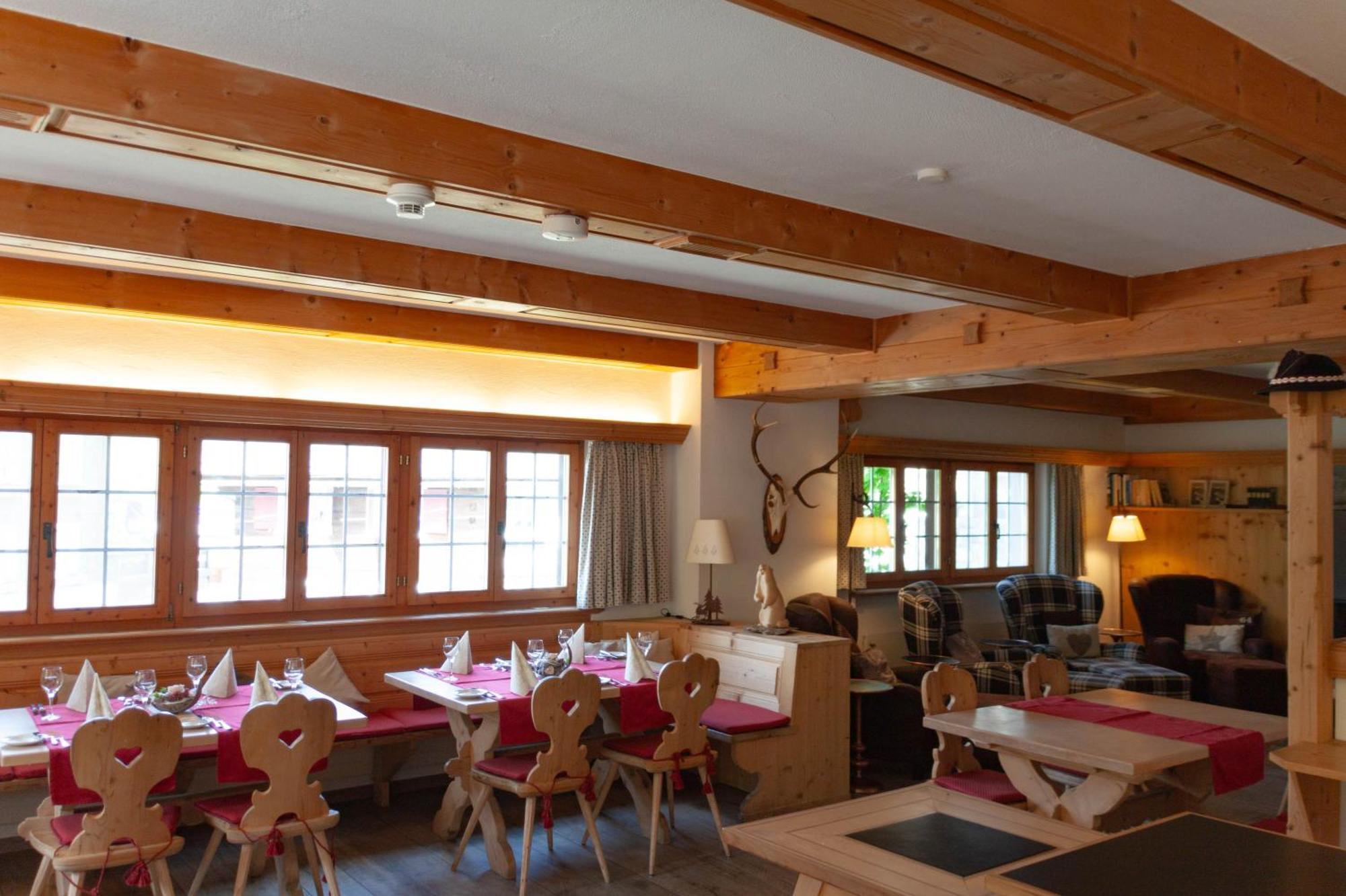 Hotel Madrisajoch Sankt Antönien Екстериор снимка
